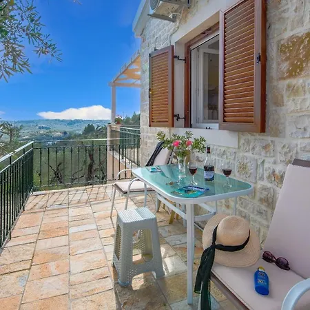 Plagia 빌라 가이오스